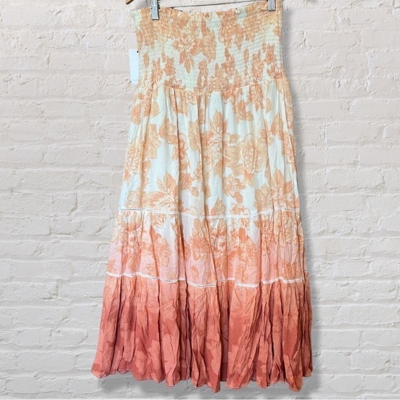 A Collective Story Odette Smocked Convertible Midi Dress / Maxi Skirt - Picture 5 of 9